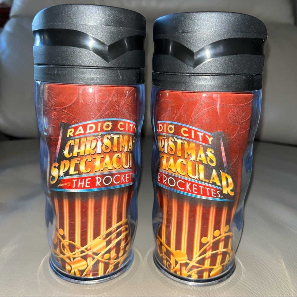 2 RADIO CITY ROCKETTES Christmas Spectacular Travel Coffee Mug/Tumblers Souvenir